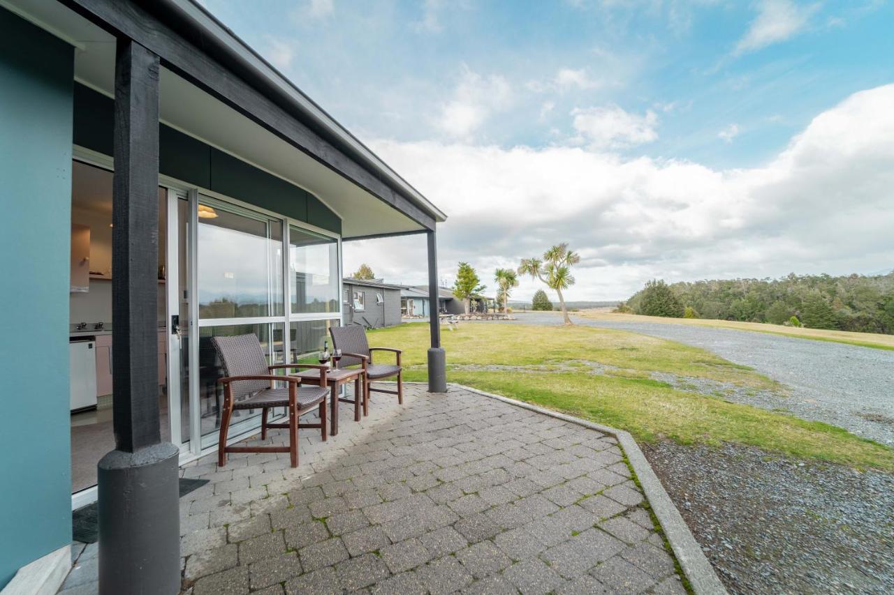 Fiordland National Park Lodge Te Anau Downs Екстериор снимка