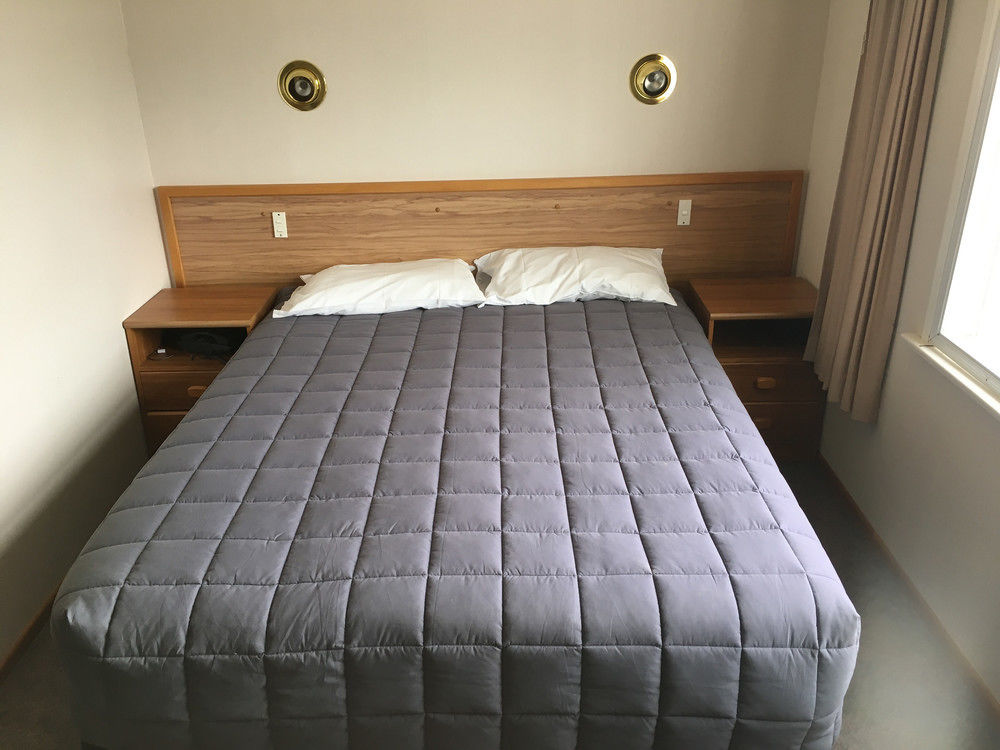 Fiordland National Park Lodge Te Anau Downs Екстериор снимка