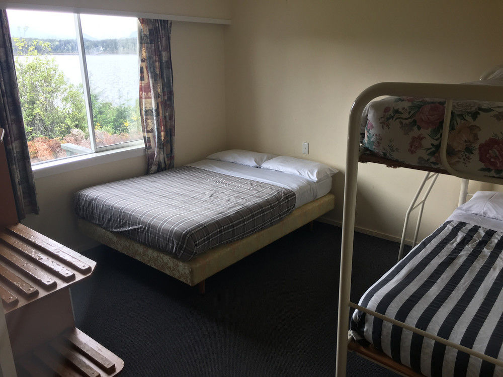 Fiordland National Park Lodge Te Anau Downs Екстериор снимка